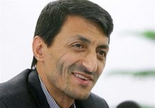 همه فرصت‌ها برای احمدی‌نژاد از دست رفته است
