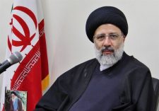 رئیسی: مردم ایران در روز جمهوری اسلامی تصمیم گرفتند دین بر سرنوشت آنها حاکم باشد